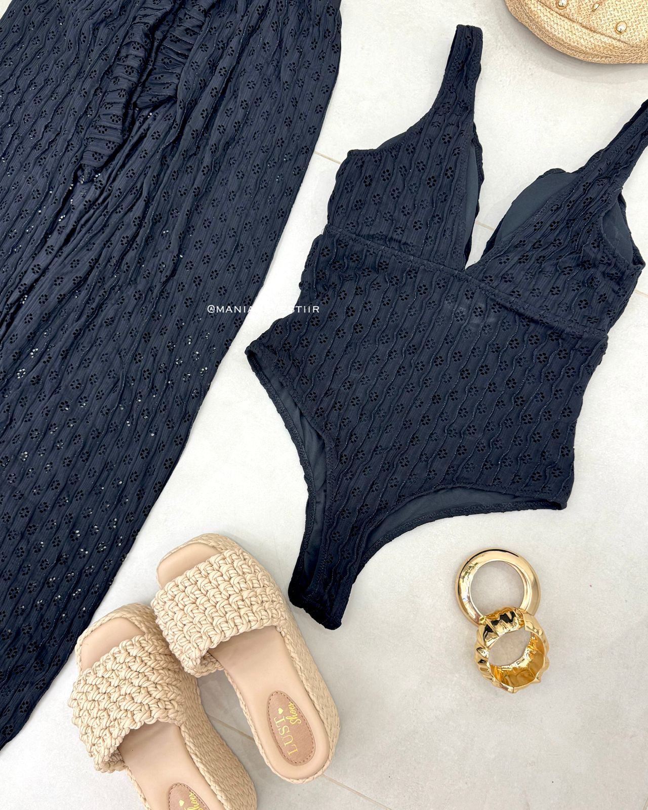 Maiô e Saida Sara 124016