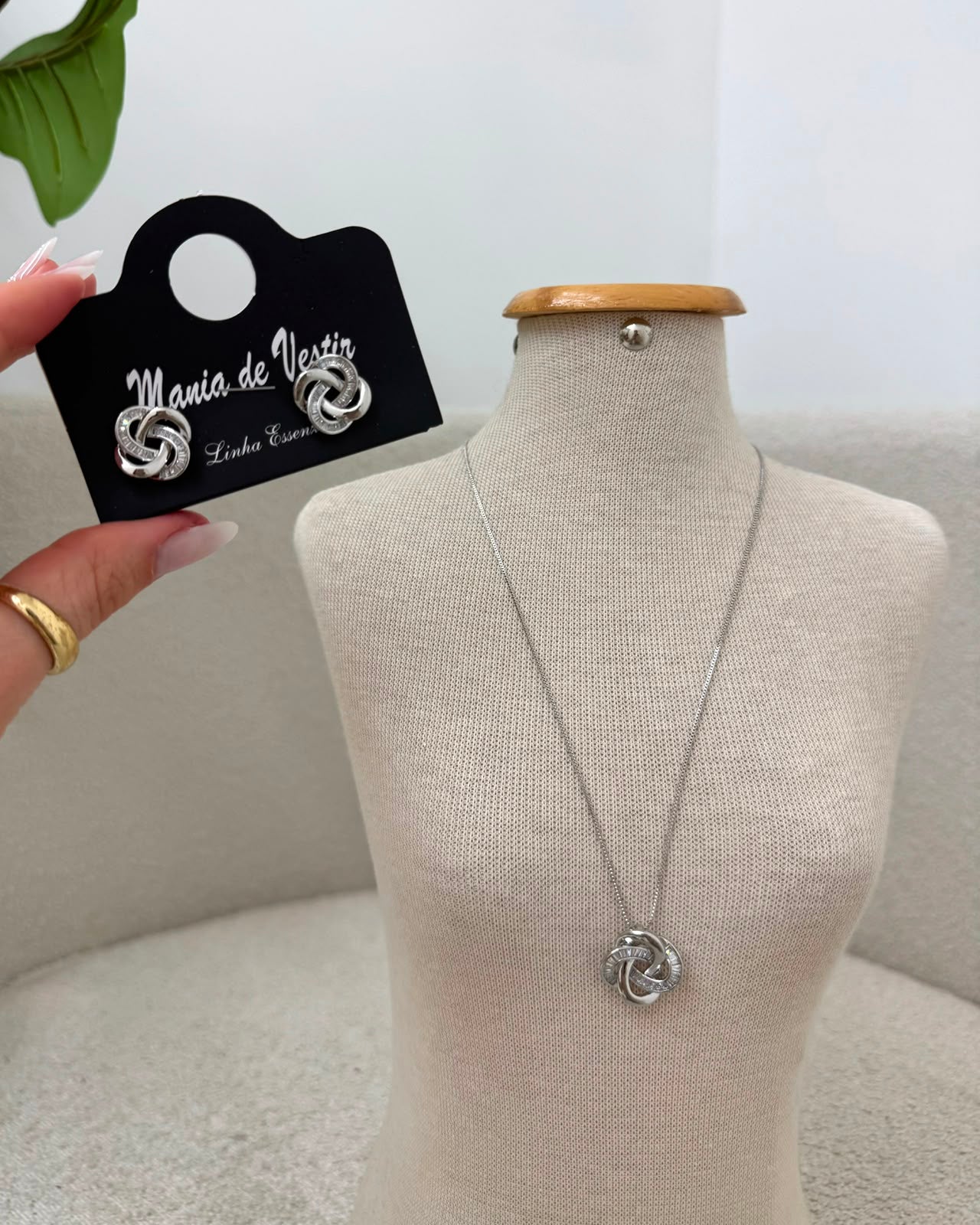 Conjunto Colar e Brinco Mania Essenza Prata 136063