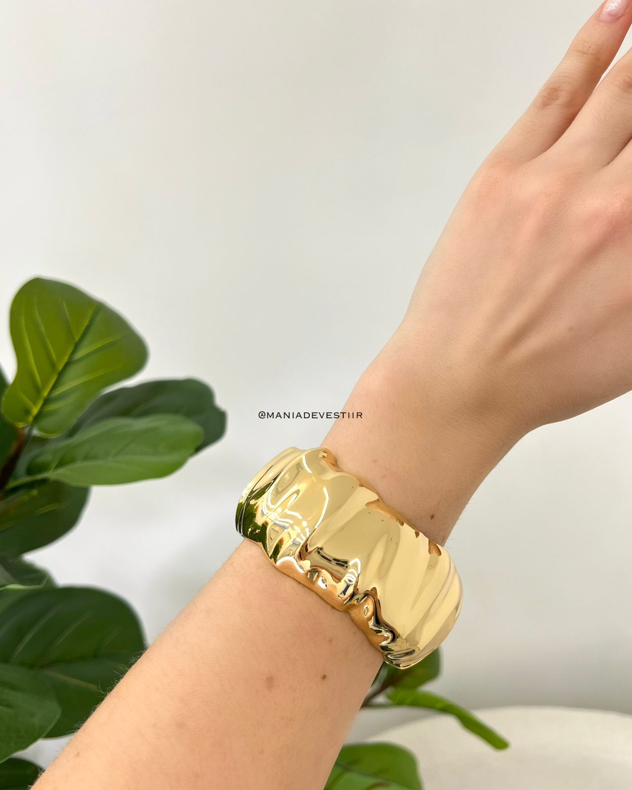 Bracelete Hellen Dourado 113569