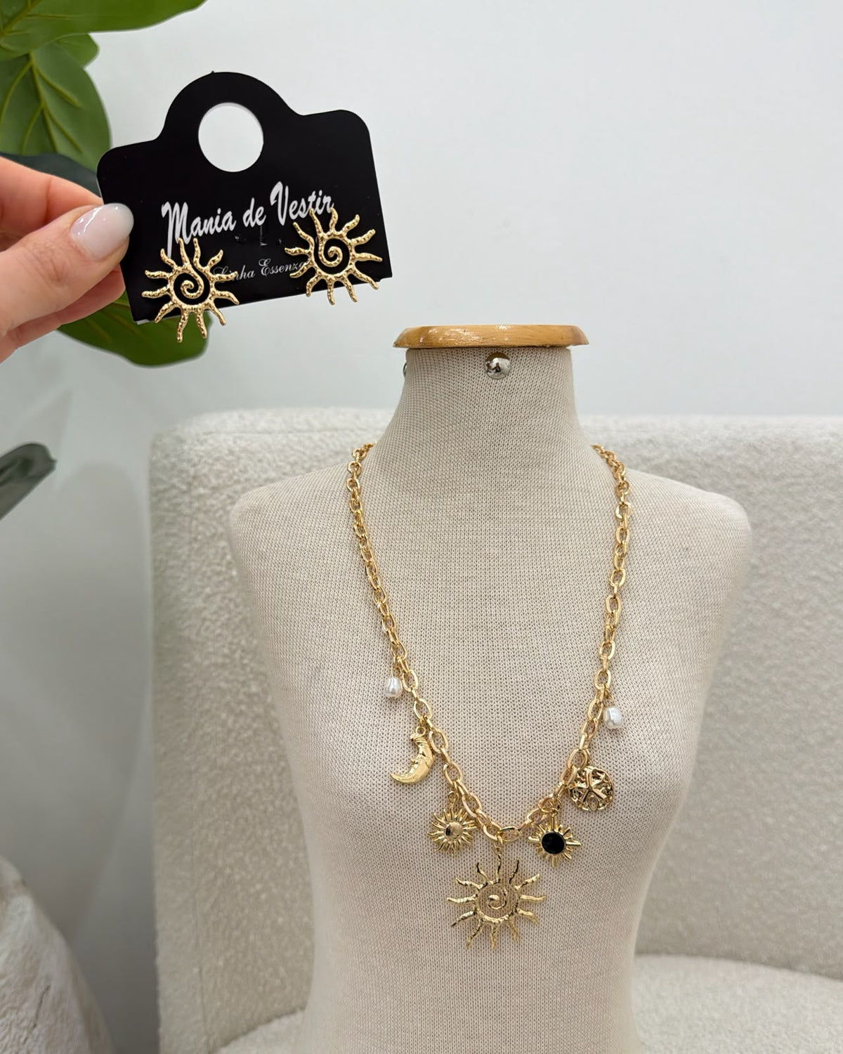 Conjunto Colar e Brinco Mania Essenza Sol Dourado 137598
