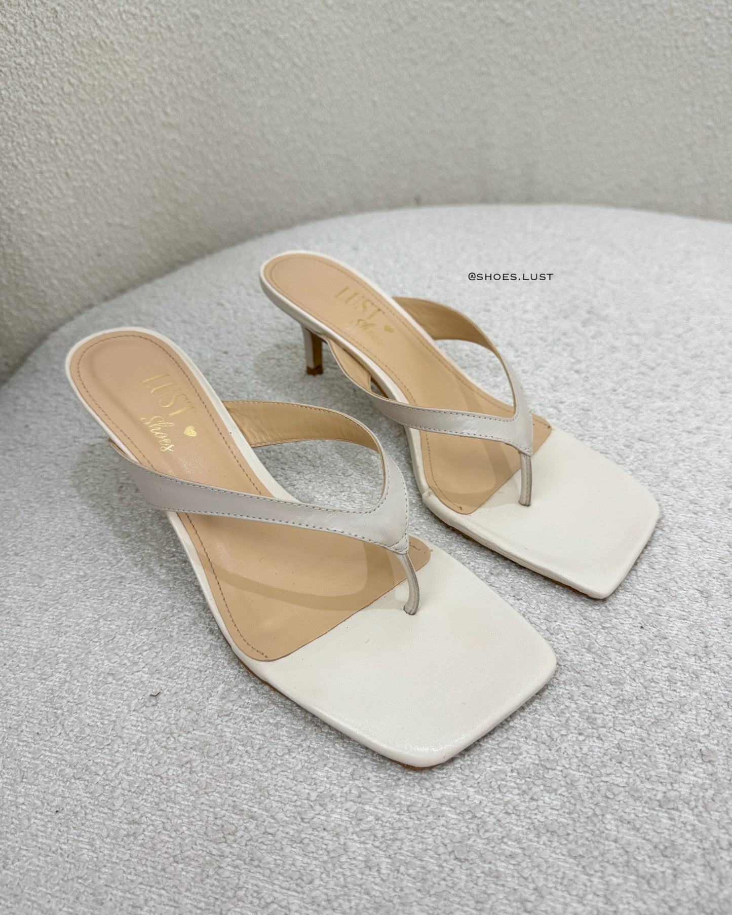 Tamanco Lust Shoes Kessia Salto Baixo Off White – 119872