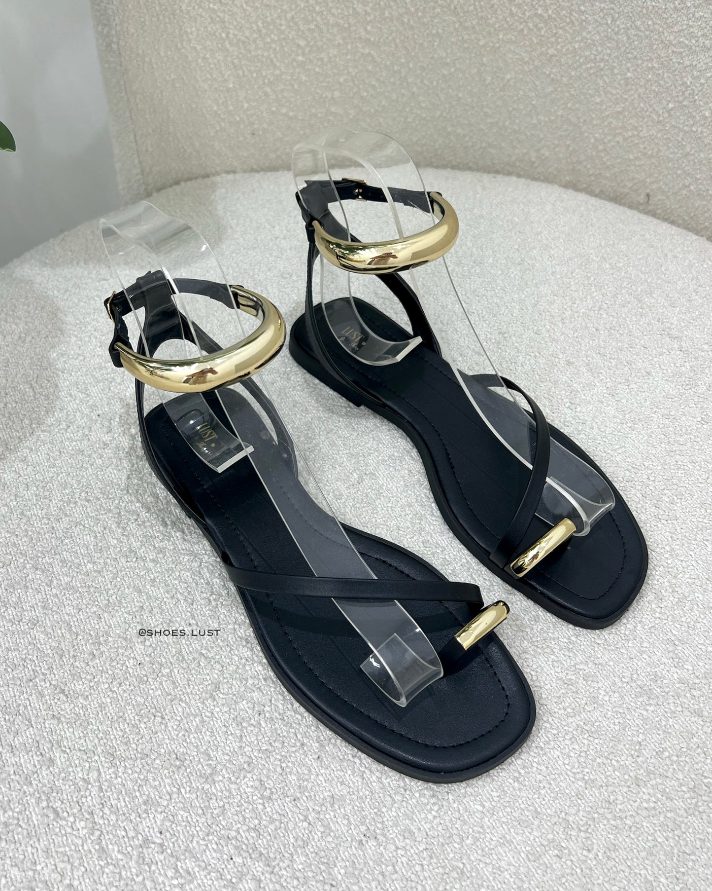 Sandalia Rasteira Lust Shoes Karla Black – 116704