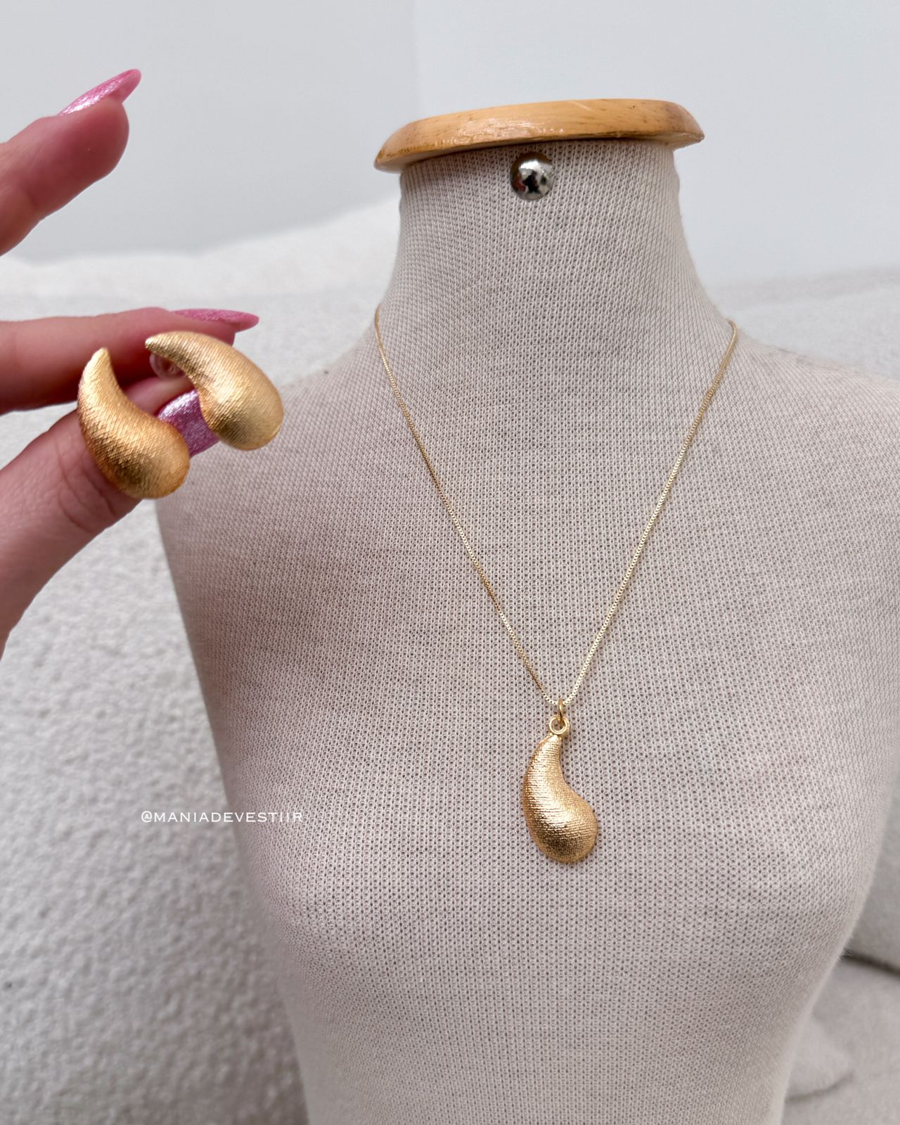 Conjunto Colar e Brinco Amanda 102938
