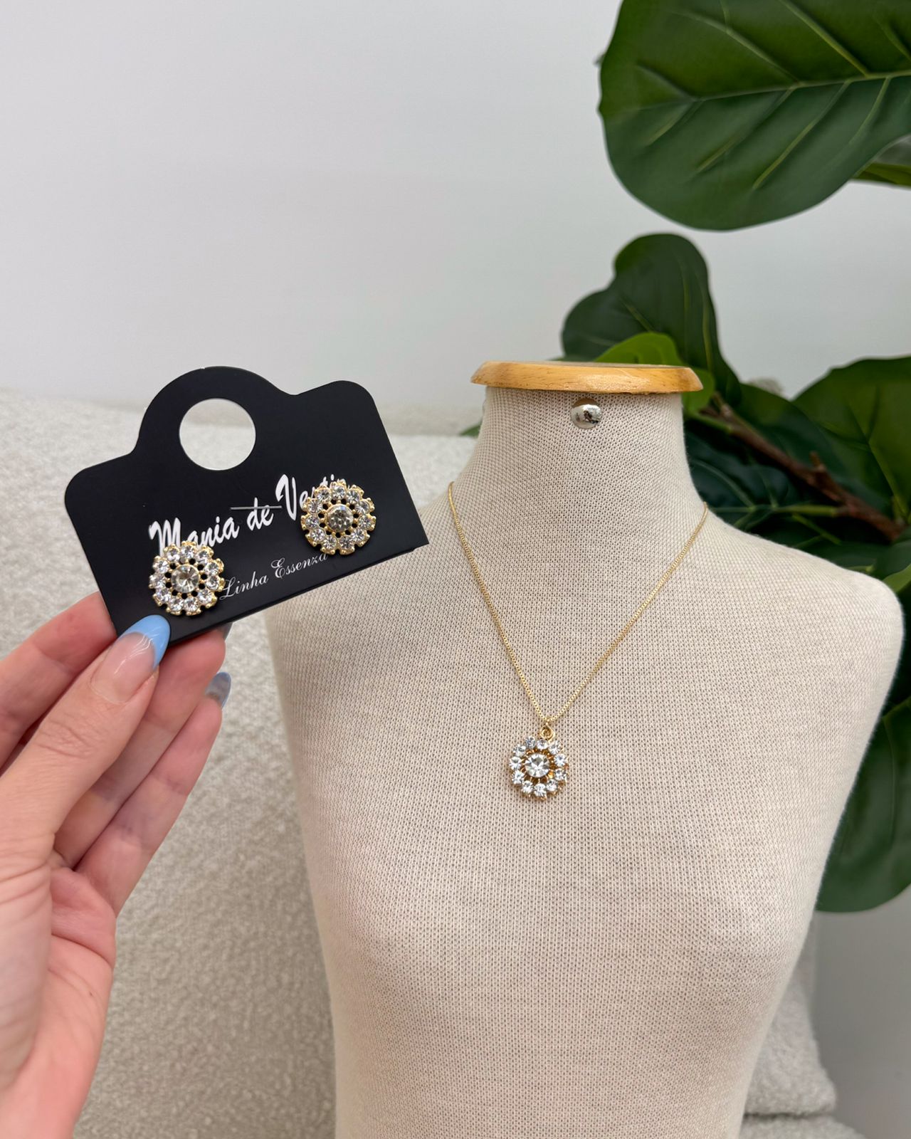 Conjunto Colar e Brinco Mania Essenza 124137