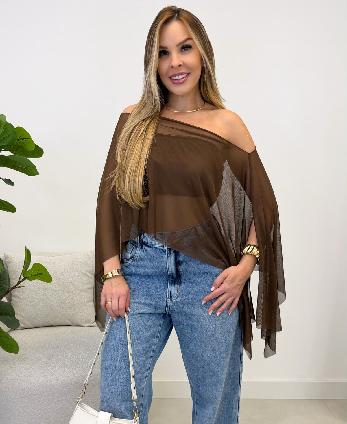 Blusa Capa Tule Manu Marrom 136778