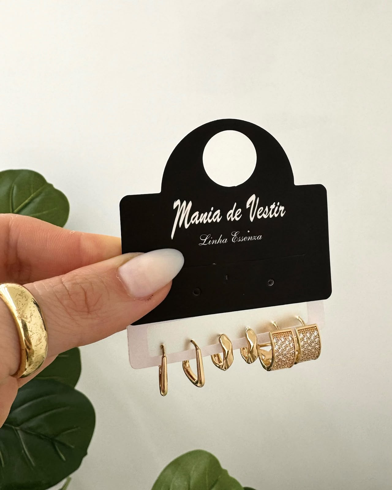 Kit de Brincos Mania Essenza Dourado 136046