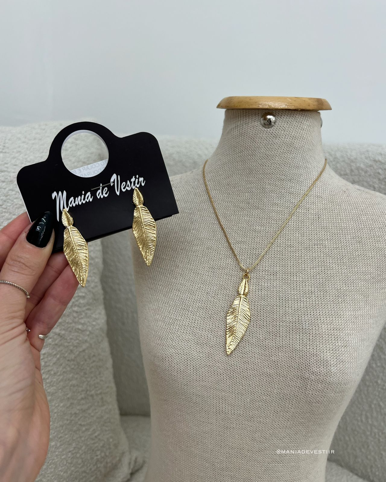 Conjunto Colar e Brinco Leaf Dourado 113301