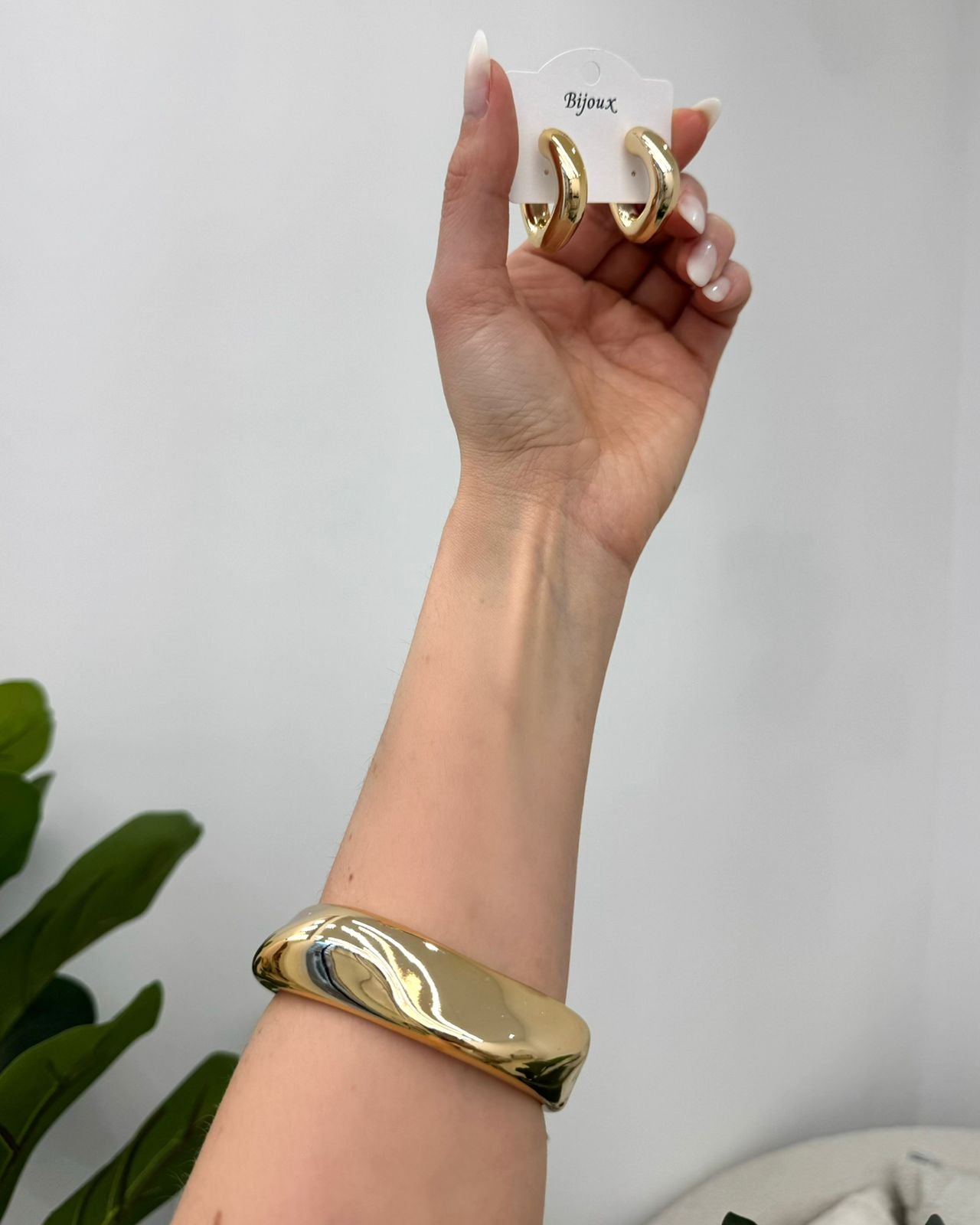 Kit Bracelete e Brinco Mania Essenza Dourado 136260