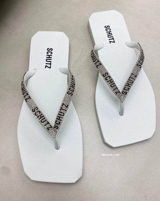 Chinelo Tira Strass Logomania Branco – 385664899