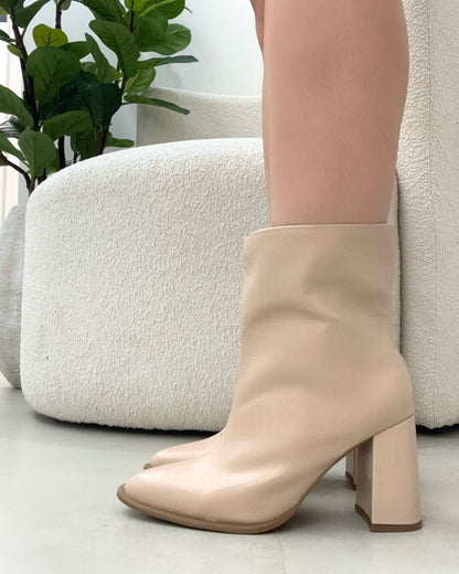 Bota Lust Shoes Olivia Capa 3 em 1 Nude – 129172