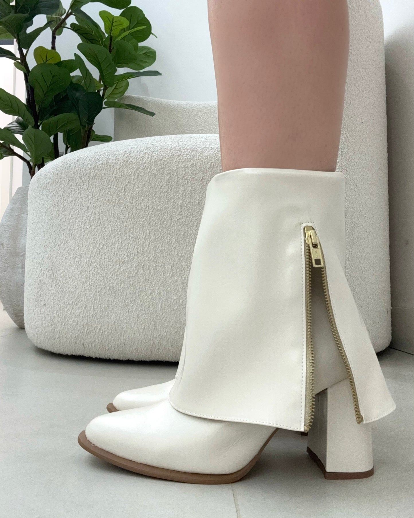 Bota Lust Shoes Olivia Capa 3 em 1 Off White – 129171