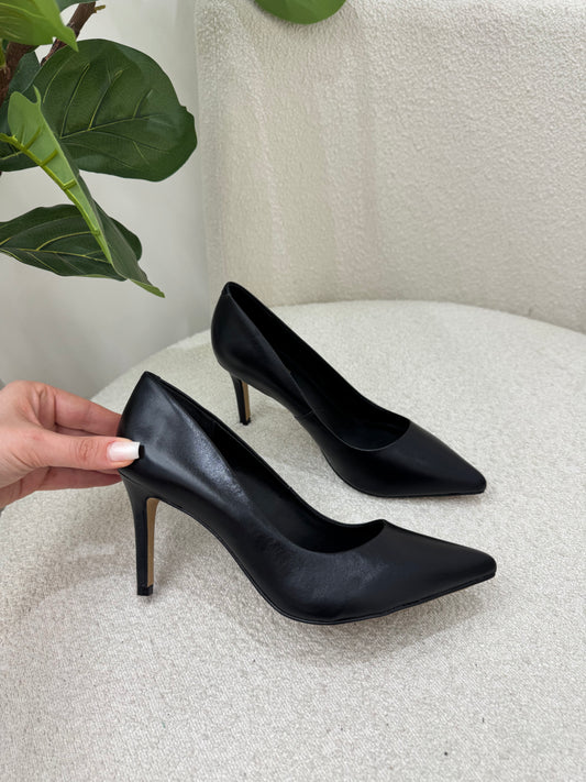 Scarpin Lust Shoes Angelina Black – 116540