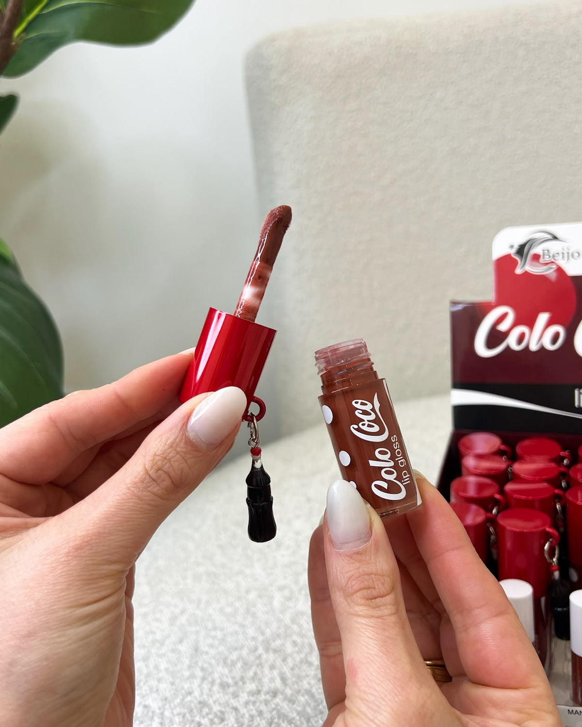Lip Gloss Mania Make Colo Coco (03) 137888