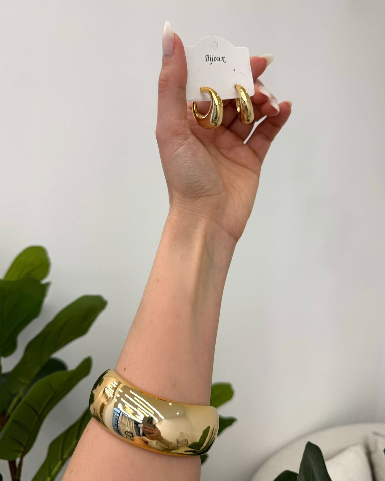 Kit Bracelete e Brinco Mania Essenza Dourado 136258