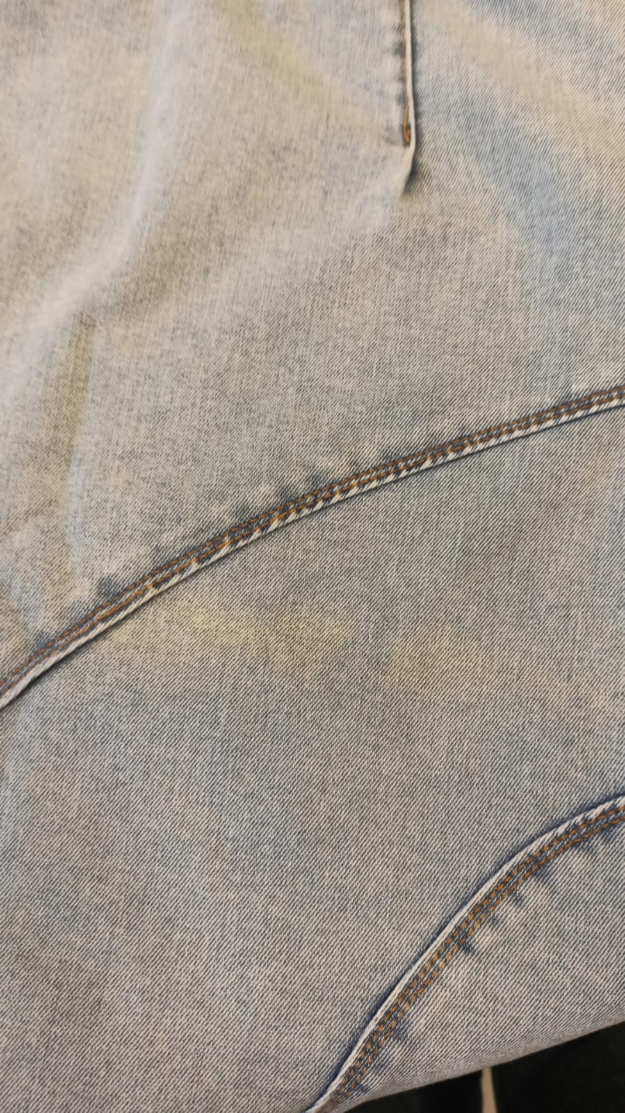 PEÇA COM DEFEITO - Saia Jeans Midi Kay 127165