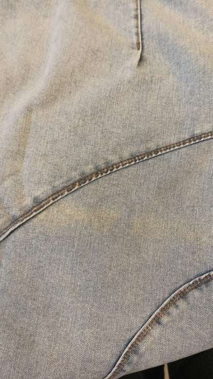 PEÇA COM DEFEITO - Saia Jeans Midi Kay 127165