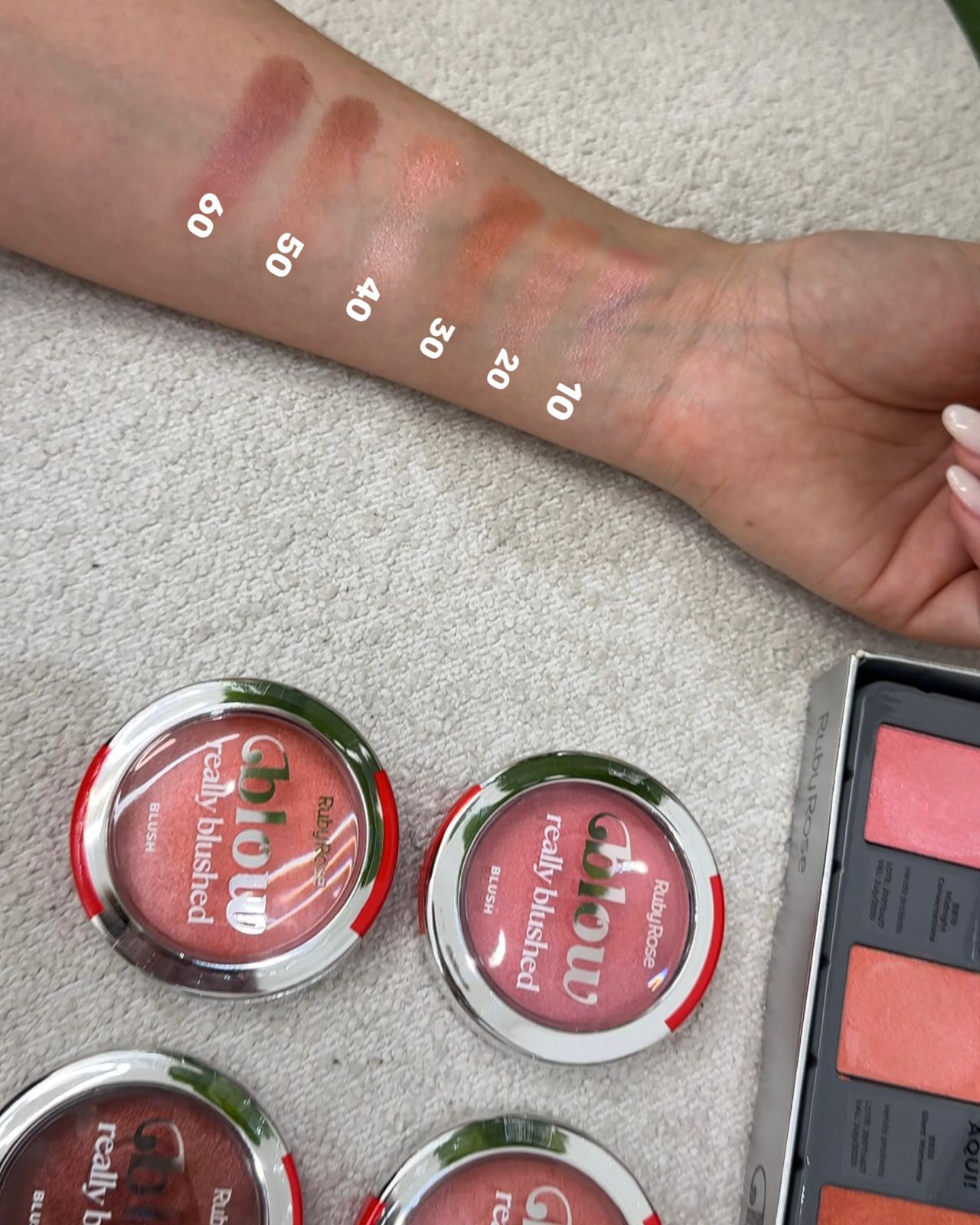 Blush Ruby Rose Mania Make BB40 126802